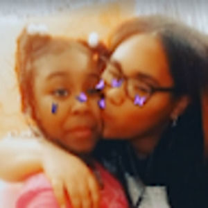 Meet your Posher, Anissa